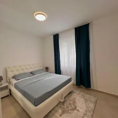 Appartement Emc24 *