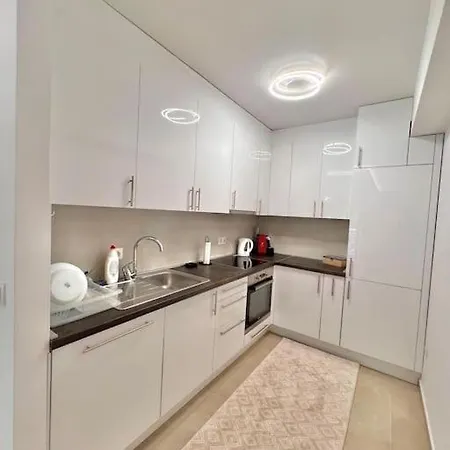 Appartement Emc24 *